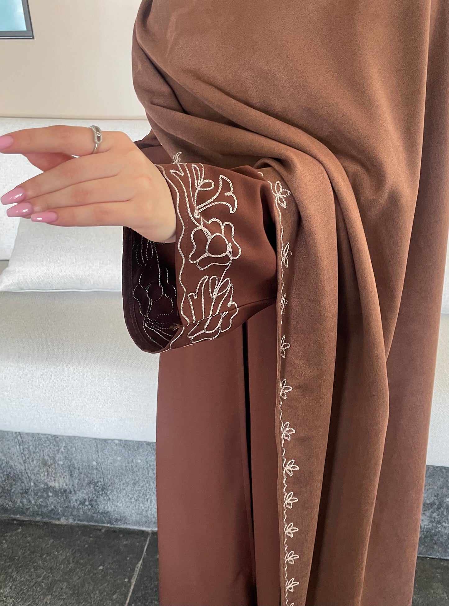 عباية أنيقة