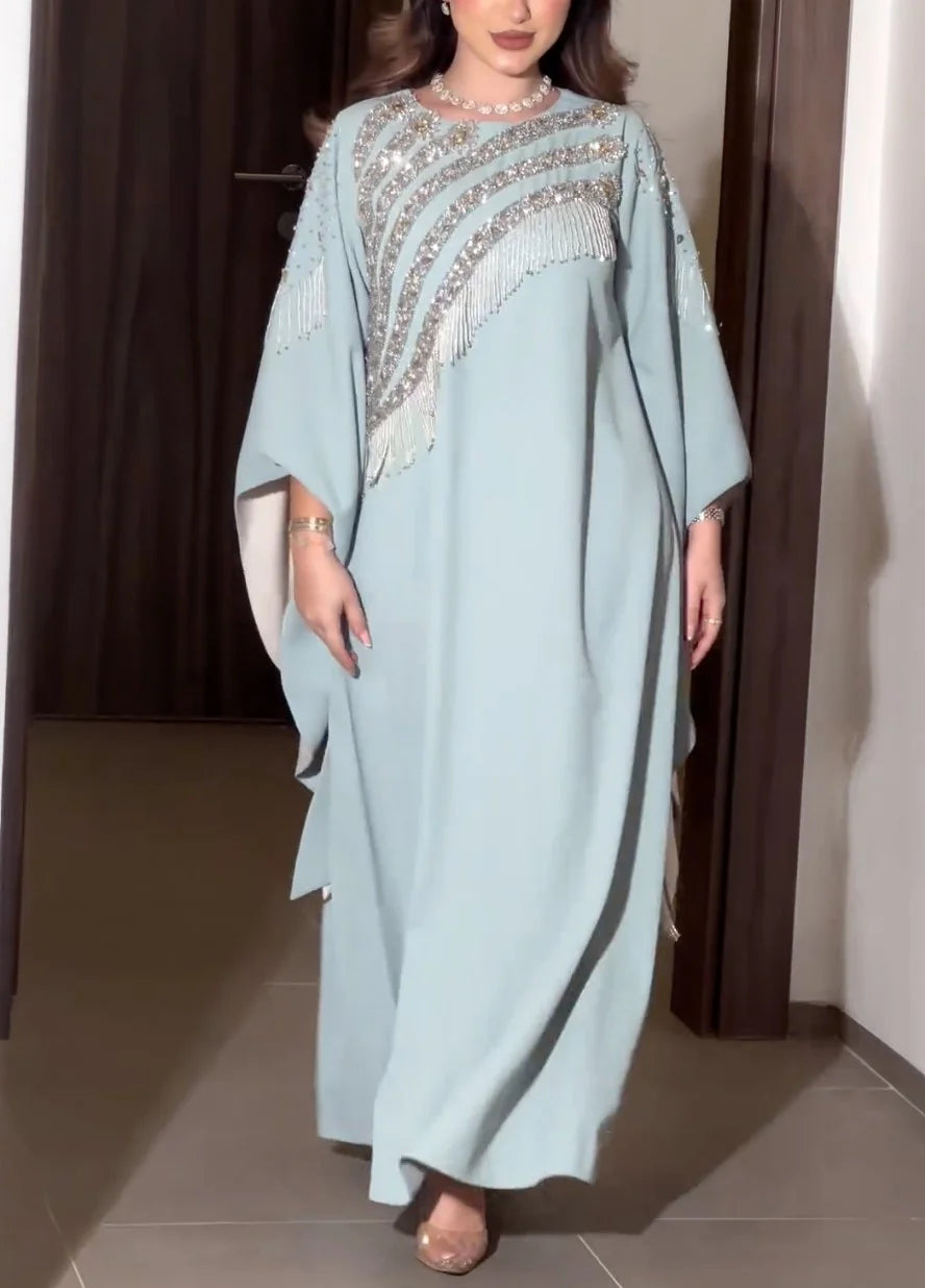 فساتين طويلة لامعة غير رسمية بلون أزرق فاتح بلون سادة